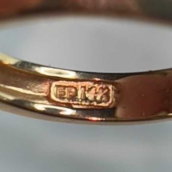 ⛔️SOLD⛔️Signed 14K FP Trillion-Cut Amethyst Triangle Ring Size 7 - Picture 9 of 10